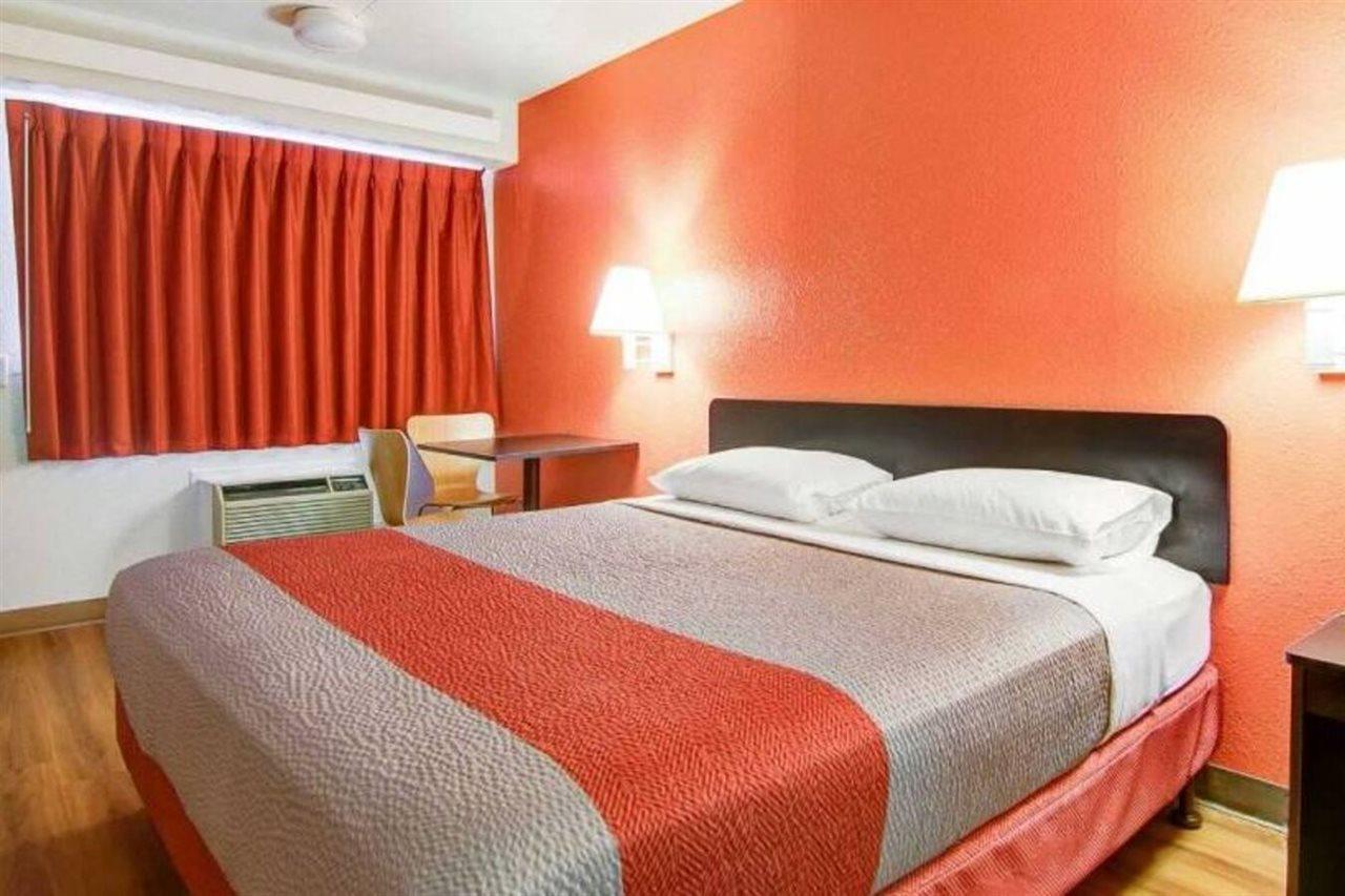 Motel 6-Springfield, Mo - North Bagian luar foto