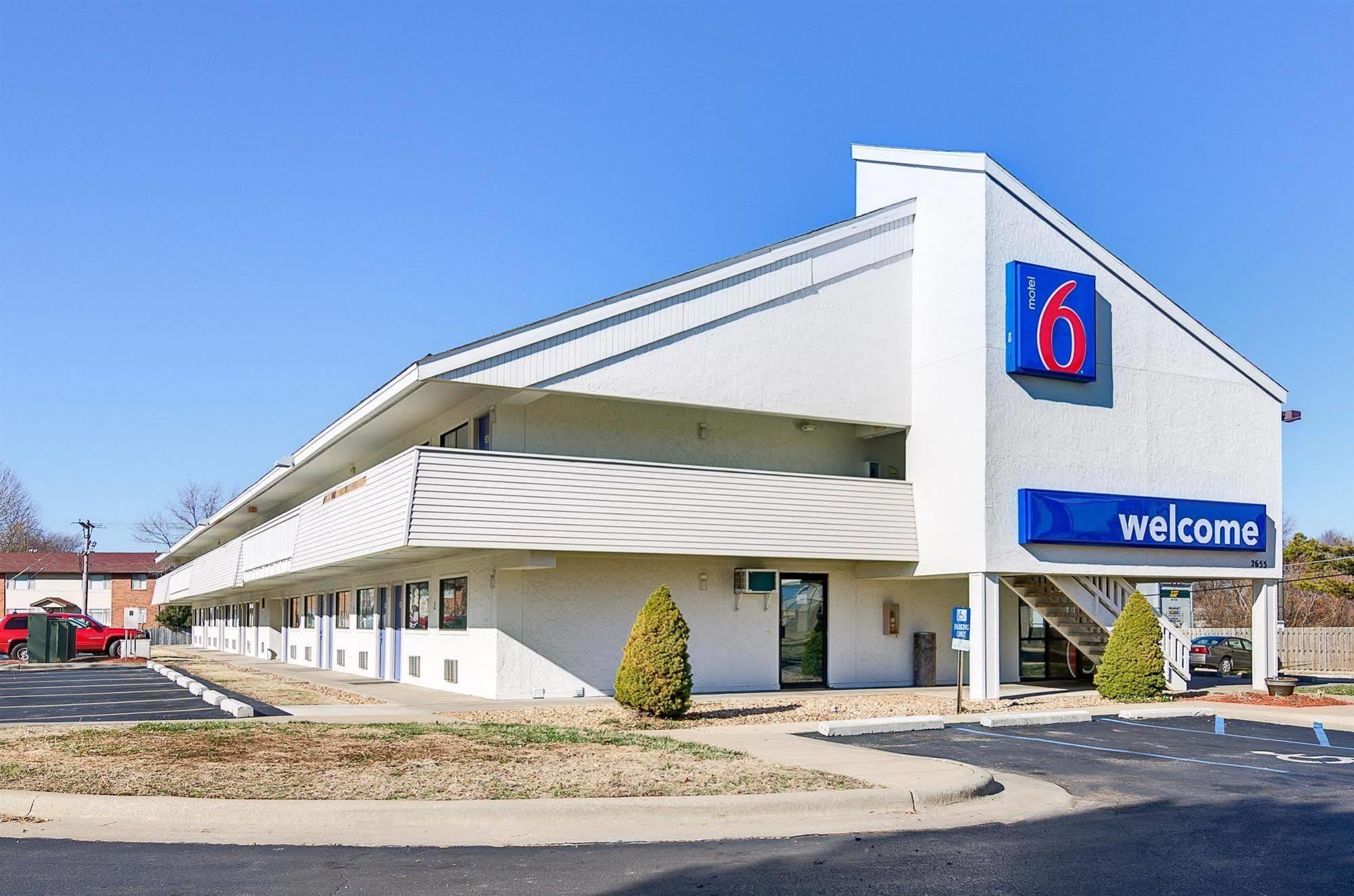 Motel 6-Springfield, Mo - North Bagian luar foto
